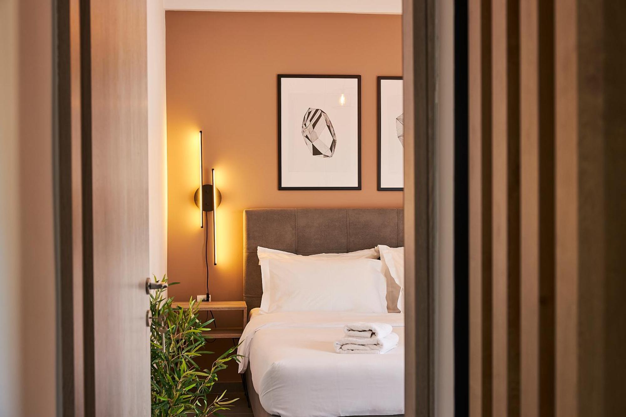 Golden Apartment, By Binobi Innovative Management! *